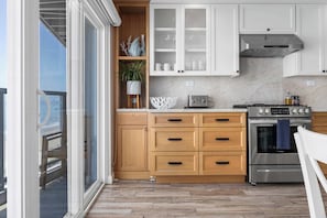 Coffee/tea maker, fridge, microwave, oven - 2 bedroom Rio Del Mar Apt - Stunning Ocean Views (Aptos)
