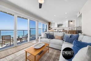 TV, fireplace - 2 bedroom Rio Del Mar Apt - Stunning Ocean Views (Aptos)