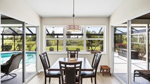 Dining - Oyster Creek - gated golfing community with water and preserve views, golf cart included (Englewood)