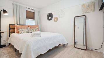 2 bedrooms, travel crib, WiFi, bed sheets