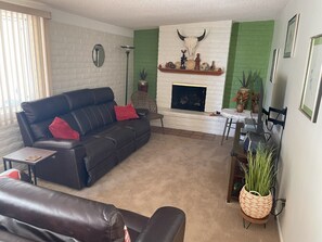Smart TV, fireplace, video games