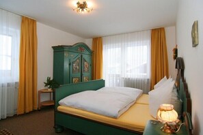1 chambre, accès Internet, draps fournis