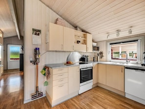 Fridge, microwave, dishwasher, cookware/dishes/utensils
