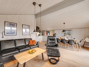 TV og peis