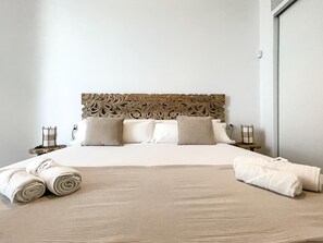 2 chambres, fer et planche à repasser, accès Internet, draps fournis