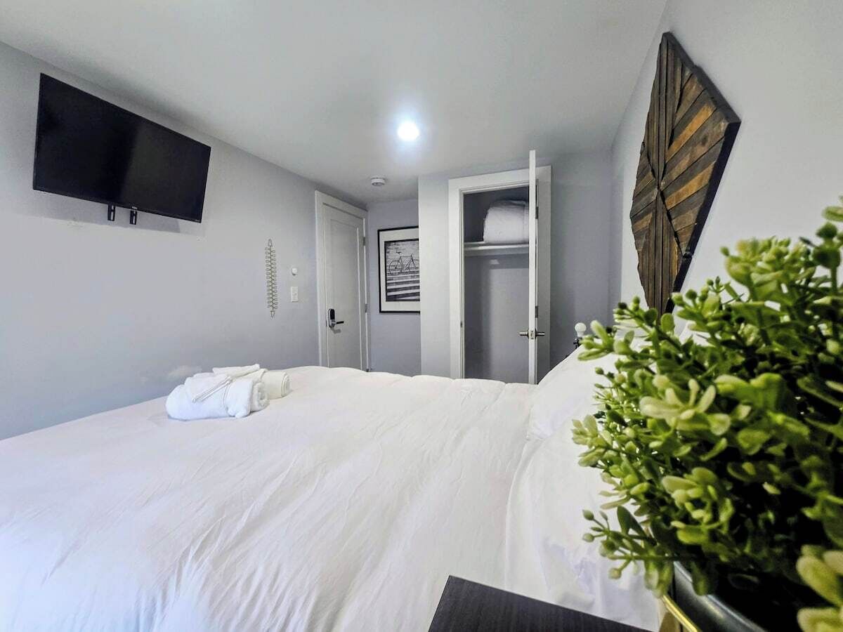 3 chambres, fer et planche à repasser, Wi-Fi, literie fournie