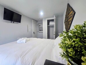 3 chambres, fer et planche à repasser, Wi-Fi, literie fournie