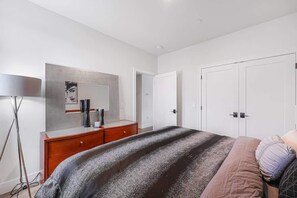 1 chambre, fer et planche Ă repasser, lit parapluie, Wi-Fi