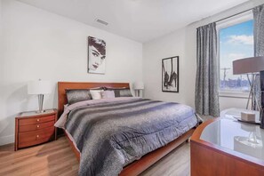 1 bedroom, iron/ironing board, travel cot, WiFi