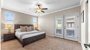 2 bedrooms, desk, iron/ironing board, travel crib