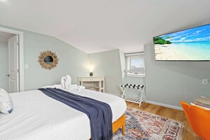 Desk, iron/ironing board, WiFi, bed sheets