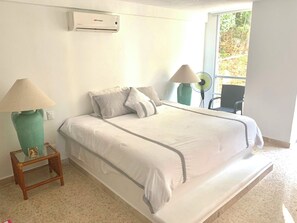 2 bedrooms, WiFi - Charming 2-bedroom apartment in gorgeous Acapulco with AC, WiFi, Ocean View (Acapulco)