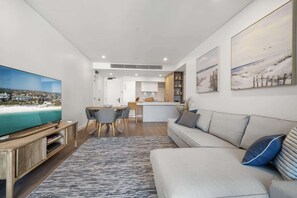 TV - Cosmopolitan 1-Bed - Fremantle Beach Front (North Fremantle)