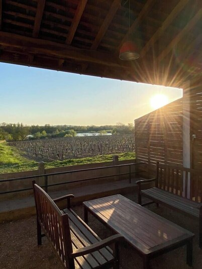L'Espérance overlooking the vineyards and the Loire River