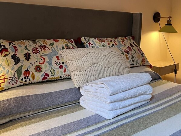 1 soverom, strykejern/-brett og internettilgang