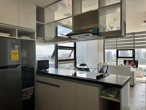 Micro-ondes, plaque de cuisson