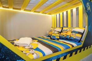 4 bedrooms, iron/ironing board, travel crib, free WiFi