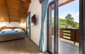 3 quartos, ferros/tábuas de passar roupa, Wi-Fi de cortesia