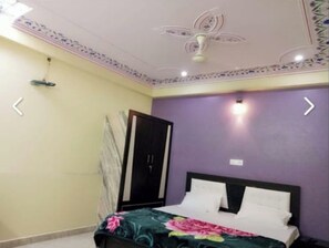 Bureau, draps fournis