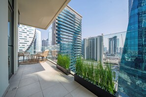 Appartement, balcon, vue ville | Vue de la chambre