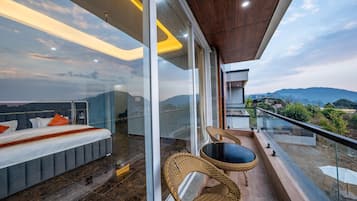 Habitación doble Deluxe, vista a la montaña | 2 habitaciones y wifi gratis