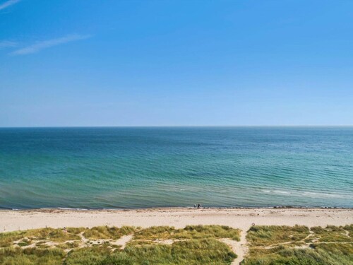 "Orpah" - 100m from the sea by Interhome