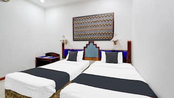 Chambre Deluxe avec lits jumeaux | 1 chambre, bureau, Wi-Fi gratuit, draps fournis