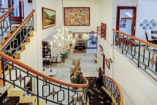 Khu sảnh