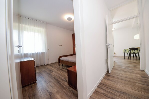 2 Schlafzimmer, Bügeleisen/Bügelbrett, WLAN, Bettwäsche