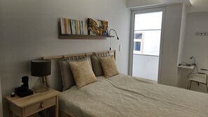 2 chambres, fer et planche à repasser, Wi-Fi gratuit, draps fournis