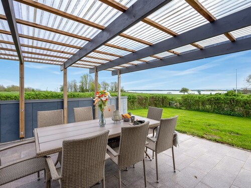 "Christan" - 350m from the sea by Interhome