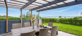 "Christan" - 350m from the sea by Interhome