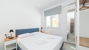 1 habitación, tabla de planchar con plancha y wifi gratis