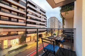 Outdoor dining - Great Apartment By Camelias (Vigo)