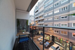Outdoor dining - Great Apartment By Camelias (Vigo)