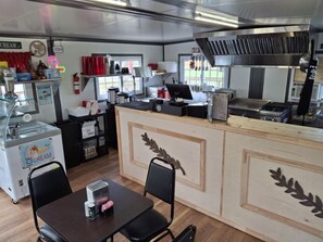 Dining - The Hideaway at Arrowhead (#1) (Sandia)