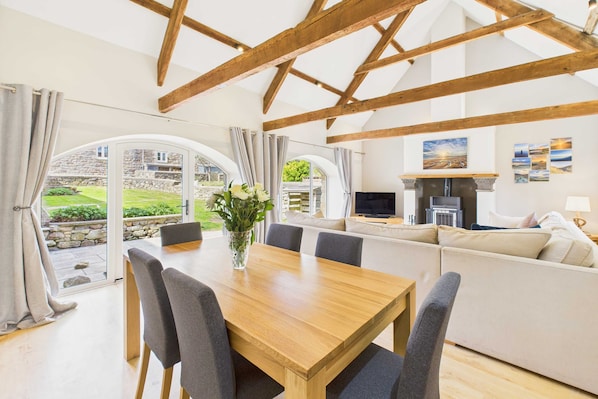 House | 3 bedrooms - Host Stay Blue Barn (Belford)