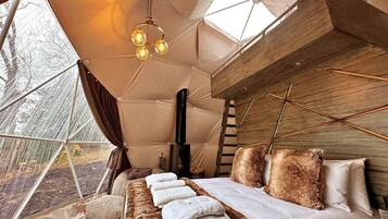 1 bedroom, iron/ironing board, free WiFi