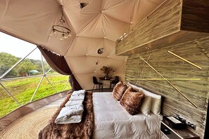 1 bedroom, iron/ironing board, Internet
