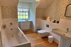 Shower - Cottage in North York Moors near Manor House (Great Ayton)