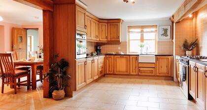 Cottage in Wales near Brecon Beacons Trails