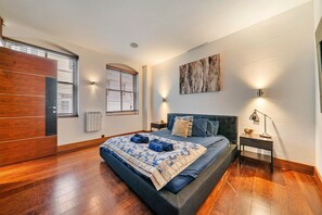 2 quartos, ferros/tábuas de passar roupa, Wi-Fi de cortesia