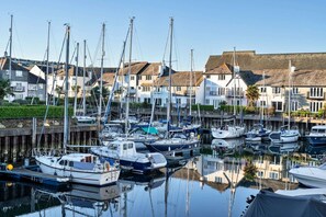 Marina - Apartment in Falmouth near Beaches & Harbour (Falmouth)