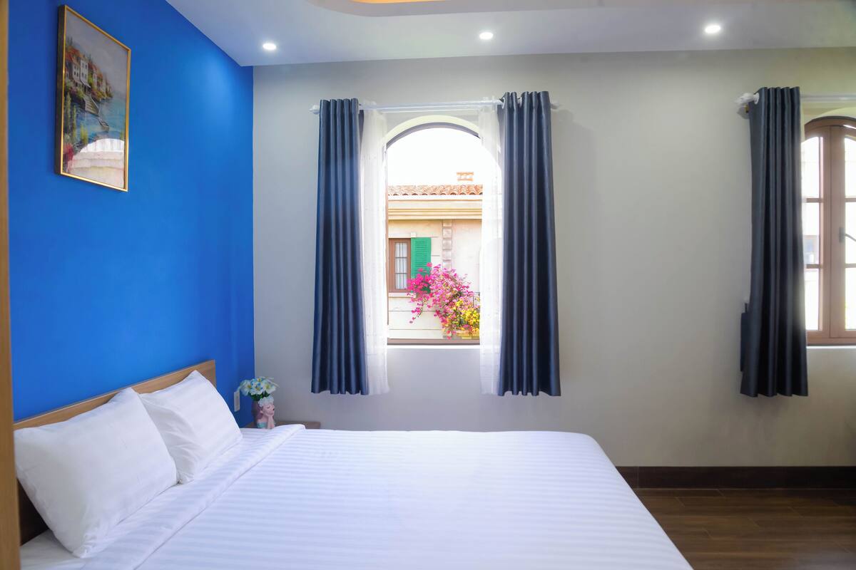 Deluxe Double Room, City View | Cadar kapas Mesir, peralatan tempat tidur premium, gebar bulu kapas 