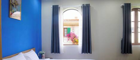 Deluxe Double Room, City View | Egyptian cotton sheets, premium bedding, down comforters, pillowtop beds