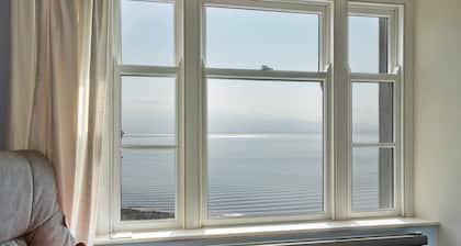 Apartment in Beaumaris with Snowdonia Views