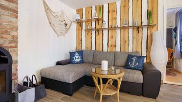 Télévision, cheminée