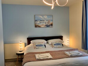 3 bedrooms, free WiFi, bed sheets