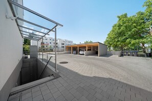 Property grounds - Apartment 'Katharinenbergblick' with Balcony and Wi-Fi (Endingen am Kaiserstuhl)