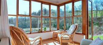 Holiday Home in Mid Wales with Countryside Views